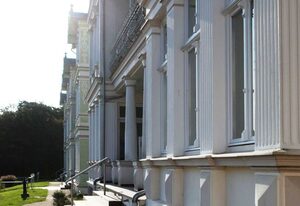 *****Düne25 ++mit MEERBLICK und nur 10m vom Strand++ – Wohnung mit 2 Schlafzimmer und Kamin, App. 3