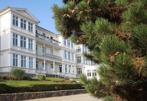 *****Düne25 ++mit MEERBLICK und nur 10m vom Strand++ – Wohnung mit 2 Schlafzimmer und Kamin, App. 3
