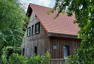 Ferienwohnungen im Haus Waldstück – Fewo Pinocchio- mit Garten+Terrasse_3SZ_6Erw.+1K(2J.)