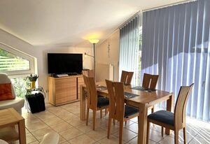 Haus Oie-Idyll ****ca. 10 Gehminuten vom Ostseestrand**** – Ferienwohnung Pittelkow mit 2 Schlafzimmern und 2 Bädern