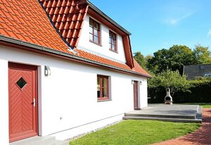 Elfert – 166m² Ferienhaus für bis zu 8 Personen mit Sauna, Whirlpool und Garten