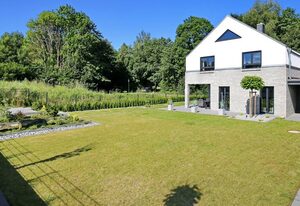Haus Skorpion – Ferienhaus „Skorpion“ in Wittenbeck – Luxus für bis zu 8 Personen mit Garten, Sauna und Nähe zum Strand