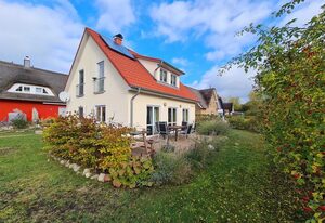 A4 Ferienhaus Sturmvogel mit Kamin Ostseebad Rerik/neu – 4-Raum-Ferienhaus (max. 6 Erw.+1 Baby) mit Kamin