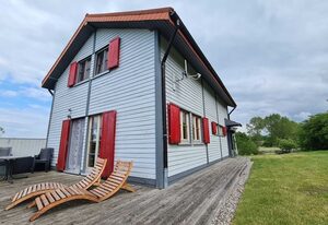 H12 Holz-Ferienhaus, Kamin, nahe Ostseebad Rerik – 4-Raum-Holz-Ferienhaus mit Kamin (100m²; max. 6 Pers.)