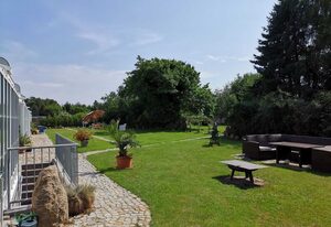 Fewo Freya in der Ostseeresidenz Gendarm – Fewo_Freya mit Wintergarten und großen Garten nahe der Ostsee