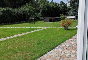 Fewo Freya in der Ostseeresidenz Gendarm – Fewo_Freya mit Wintergarten und großen Garten nahe der Ostsee