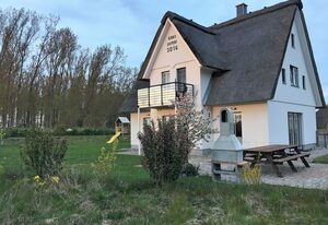 E13 Reetdachhaus MaLeLuV mit Kamin & Sauna Ostseebad Rerik – 6-Raum-Ferienhaus (130m²; max. 10 Personen), Kamin & Sauna