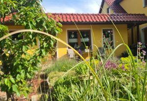 Bungalow am Ostseeradweg Rerik – Bungalow mit Terrasse (50m², max 4 Personen)