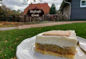 H3 Wohnen am Hofcafé mit Feierscheune Ostseebad Rerik – Nr.2/ 2-Raum-FeWo (links, 64m²) 2-5 Pers., OG