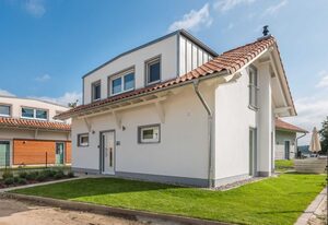 Exklusives Ferienhaus mit Sauna-Garten-See-Entertainment – Ferienhaus Am Schilf