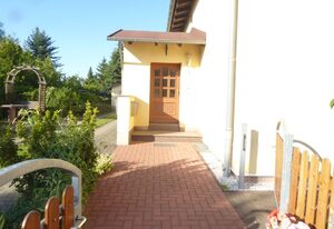Land-Ferienwohnung mit Weitblick im Ostseeland – 3-Raum-FeWo (70m²; max. 6 Personen)