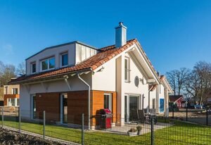 Naturpark-Ferienhaus-See-Sauna-Kamin-5 Sterne-102m² – Ferienhaus Kleine Sonne