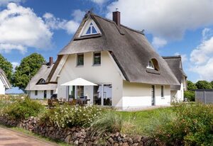 Reethaus Elisa mit Sauna, Kamin und Garten OFC 25