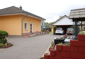 Haus Ostseetraum – 130 m² Ferienwohnung  – 4 SZ, 2 Bäder, Kamin, WLAN  – für bis zu 8 Personen