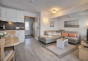 Wohnung Luv – Gemütliche 52m² Doppelhaushälfte für 2 Erwachsene & 2 Kinder mit Terrasse