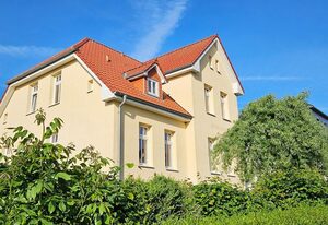 Haus Nordlicht – Geräumige Ferienwohnung Windrose in Kühlungsborn nahe Sandstrand
