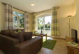 Ostseeperlen-Haus 1 – Freistehendes, helles Ferienhaus mit Garten, Terrasse und WLAN in Kühlungsborn