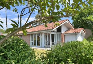 Müritz-Ferienhaus Wiesenblick | Garten, Sauna, Kamin und Boot | 200 Meter zur Müritz