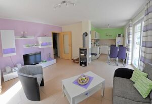Ferienwohnungen / Appartements - Ferienhaus Müritzcharme – 3 Zimmer Erdgeschoss - Fewo Ferienhaus Müritzcharme