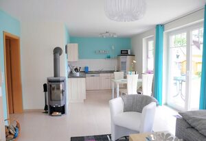 Ferienwohnungen / Appartements - Ferienhaus Müritzbrise – 3 Zimmer Erdgeschoss - Fewo Ferienhaus Müritzbrise