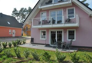 Ferienwohnungen / Appartements - Ferienhaus Müritzzauber – 4 Zimmer Erdgeschoss - Fewo Ferienhaus Müritzzauber