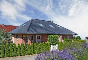 Ferienhaus Sonneneck 110m² mit großem Garten und Grill – FeWo
