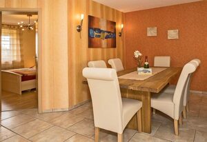 Ferienhaus Sonneneck 110m² mit großem Garten und Grill – FeWo