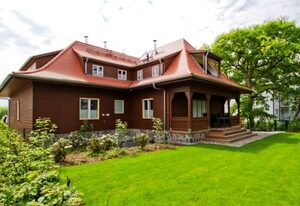 Kapitänshaus – 3 Zimmer-Ferienwohnung mit Balkon