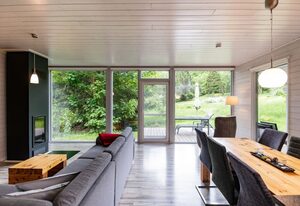 2 bis 4 Personen mit Infrarotsauna (F3H0)