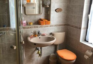 Gästezimmer Rogge – Einzelzimmer mit sep. Etagen-Du/WC