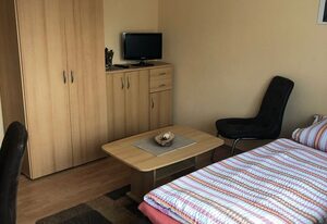 Gästezimmer Rogge – Einzelzimmer mit sep. Etagen-Du/WC