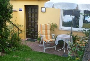 Gästezimmer Johnsen – Zweibettzimmer mit Dusche und WC