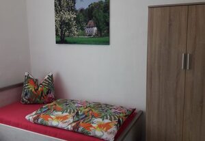 Ferienwohnung Hünefeld – Appartement mit Dusche und WC für eine Person