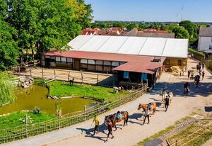 Landhotel &amp; Reiterhof Schumann – Ferienwohnung Storch