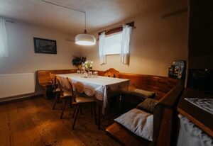 Urlaub im historischen Rittergut Positz aus dem 16. Jahrhundert - Außergewöhnliche Ferienwohnung für  8 - 10 Personen