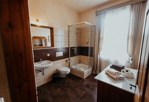 Urlaub im historischen Rittergut Positz aus dem 16. Jahrhundert - individuelle, lichtdurchflutete Romantikzimmer