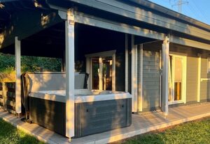 Wellnorama 2 - WellnessFerienhaus mit Pool, Sauna und eigenem Whirlpool mitten in Deutschland