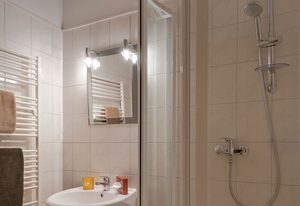Haus Saarland am Rennsteig – Doppelzimmer mit DU/WC