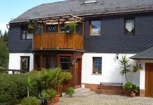 Hammerfinken-Nest – Ferienwohnung mit drei Schlafzimmern und großer Badewanne