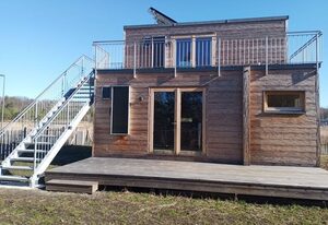 Holzhaus mit Sauna am Bergheider See