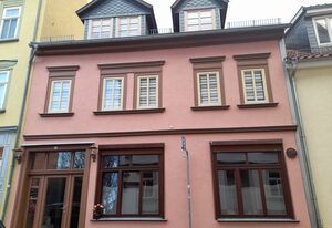 Ferienwohnungen Clara – Clara Fewo2, 45m²,Wohnz.,Schlafz.,Küchenzeile,Bad mit DU+WC,2.OG