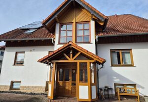 Kleine Auszeit Rhön – moderne Ferienwohnung mit Balkon
