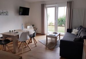 Ferienhaus Geier – Freundliche Ferienwohnung mit Sonnenterrasse