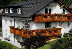 Ferienhaus Geier – Freundliche Ferienwohnung mit Sonnenterrasse