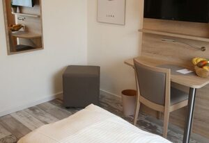 Kemnater Hof GmbH -APARTMENTS- – Klein Apartment