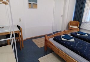 Zimmer 7