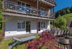 Schwarzwaldhaus Enzklösterle – Ferienhaus, 160 qm, max. 16 Personen