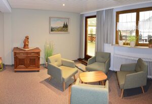Hotel garni zur Linde – Einzelzimmer mit WC und Dusche