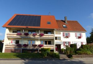 Gästehaus Hoffmann – NR-Doppelzimmer mit WC und Dusche