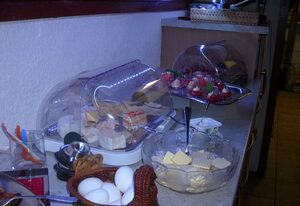 Gästehaus Eckenfels – Doppelzimmer mit Dusche und WC
